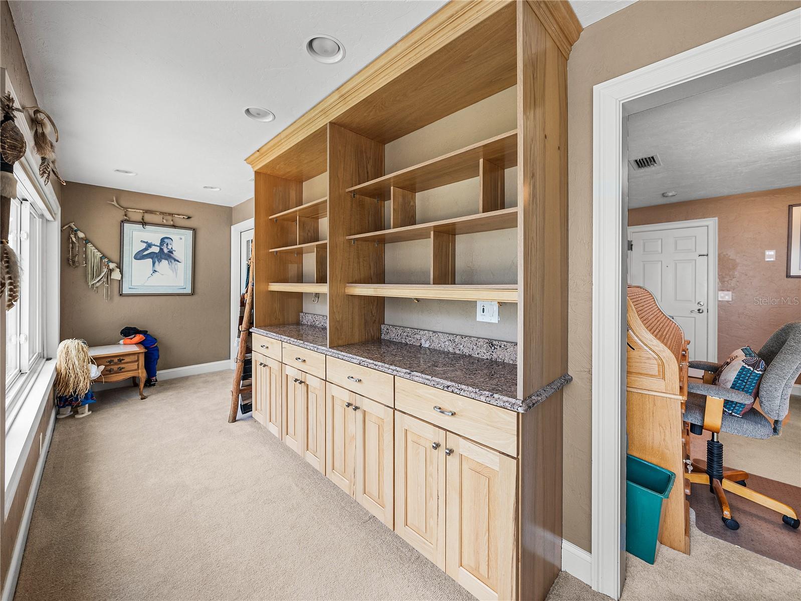 CYPRESS POINT - Residential