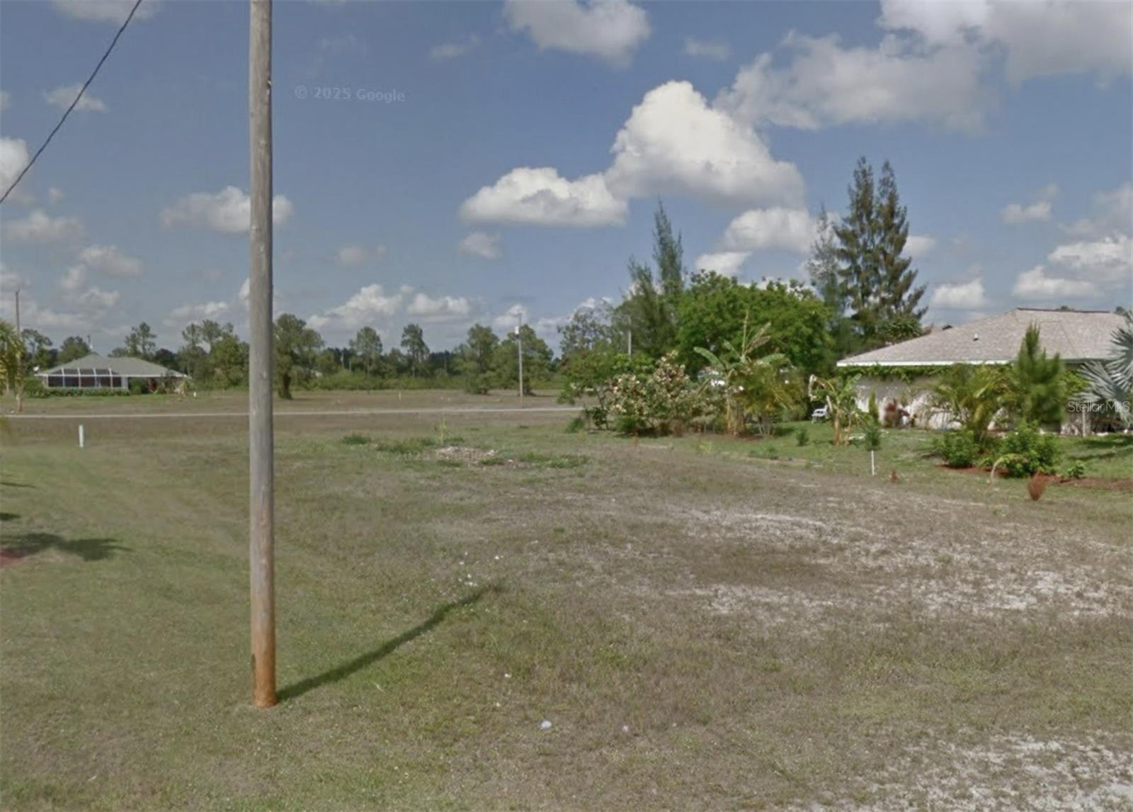 CAPE CORAL - Land