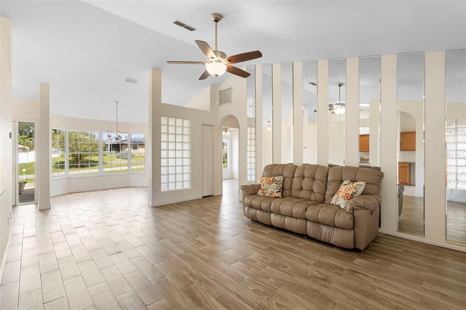 DELTONA LAKES UNIT 66 - Residential