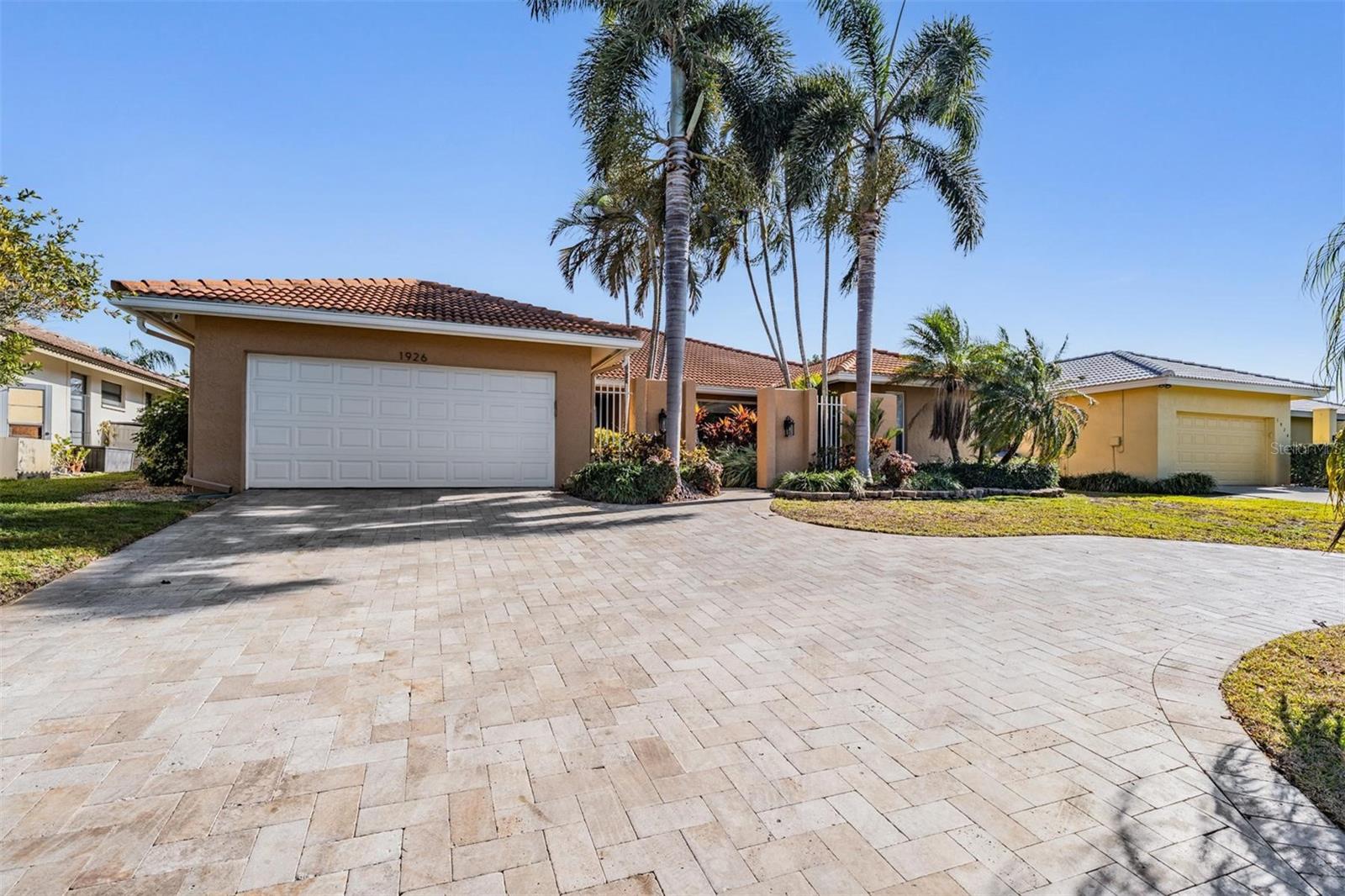 VENETIAN ISLES - Residential