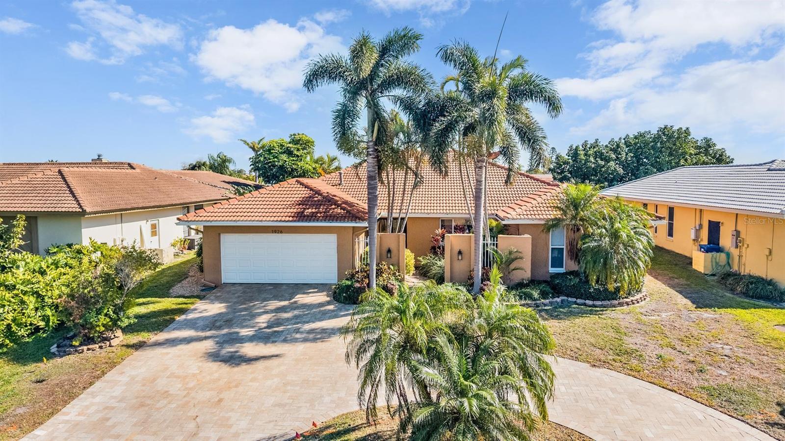 VENETIAN ISLES - Residential