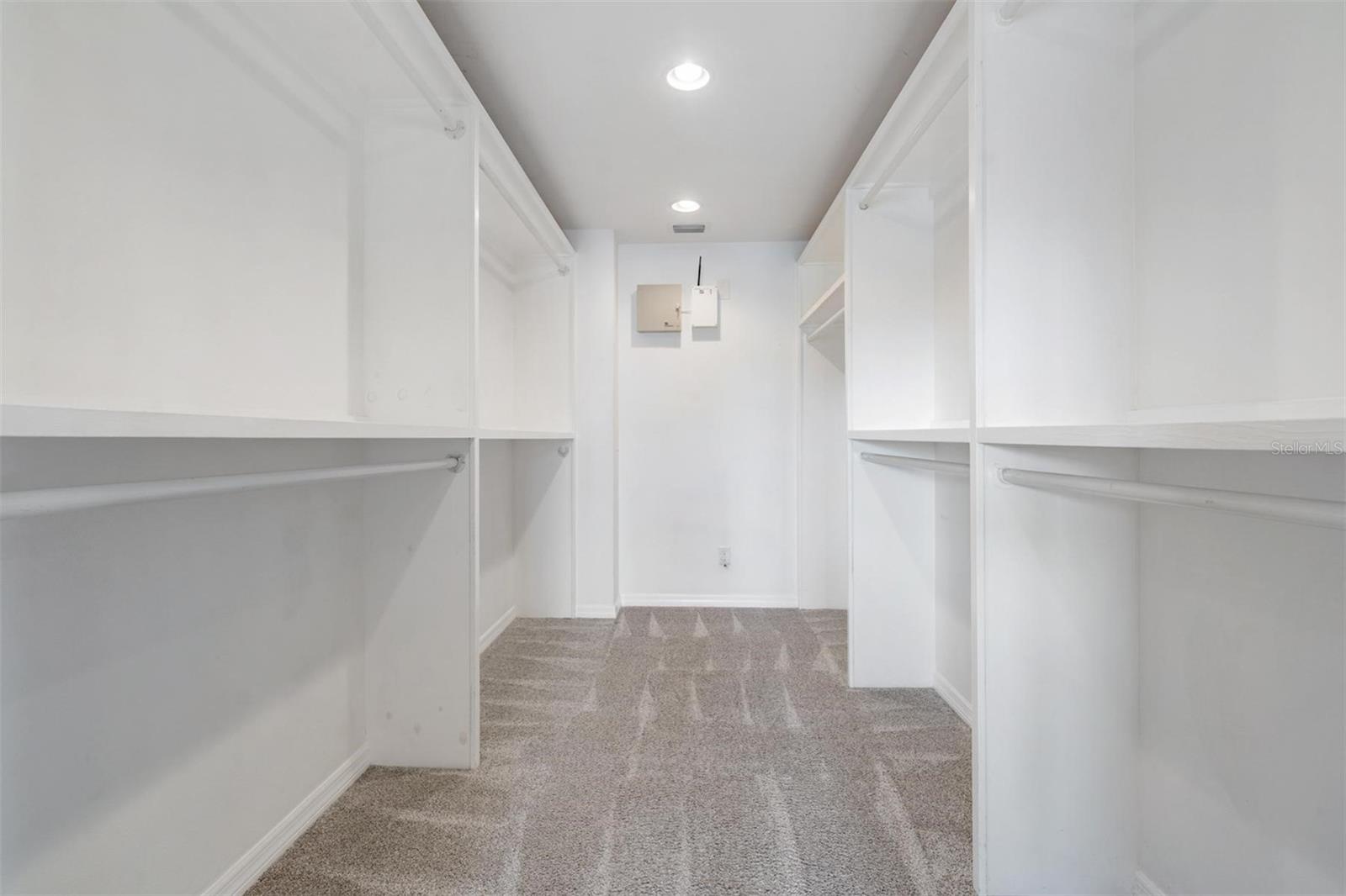 VENETIAN ISLES - Residential