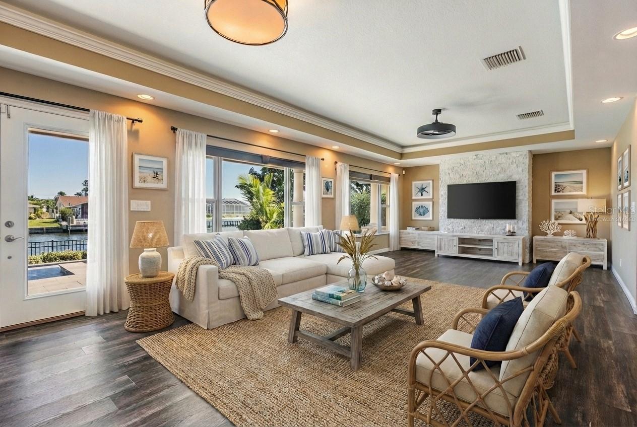 VENETIAN ISLES - Residential