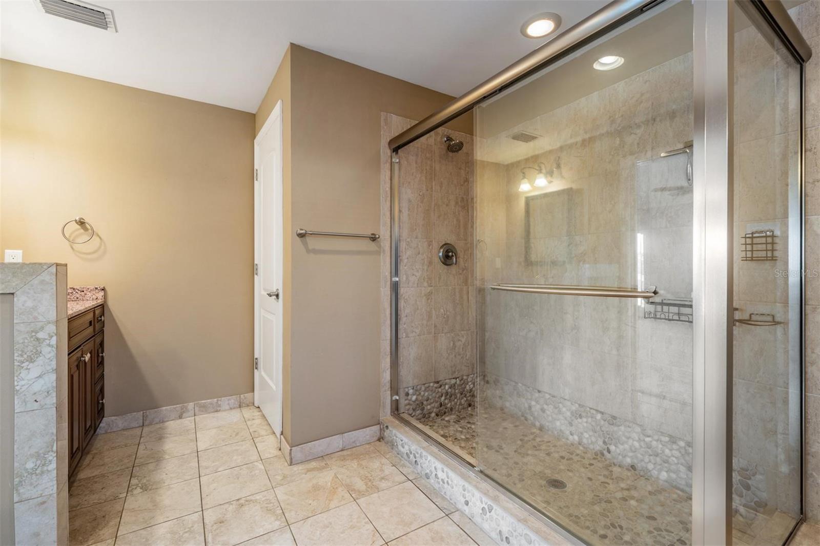 VENETIAN ISLES - Residential