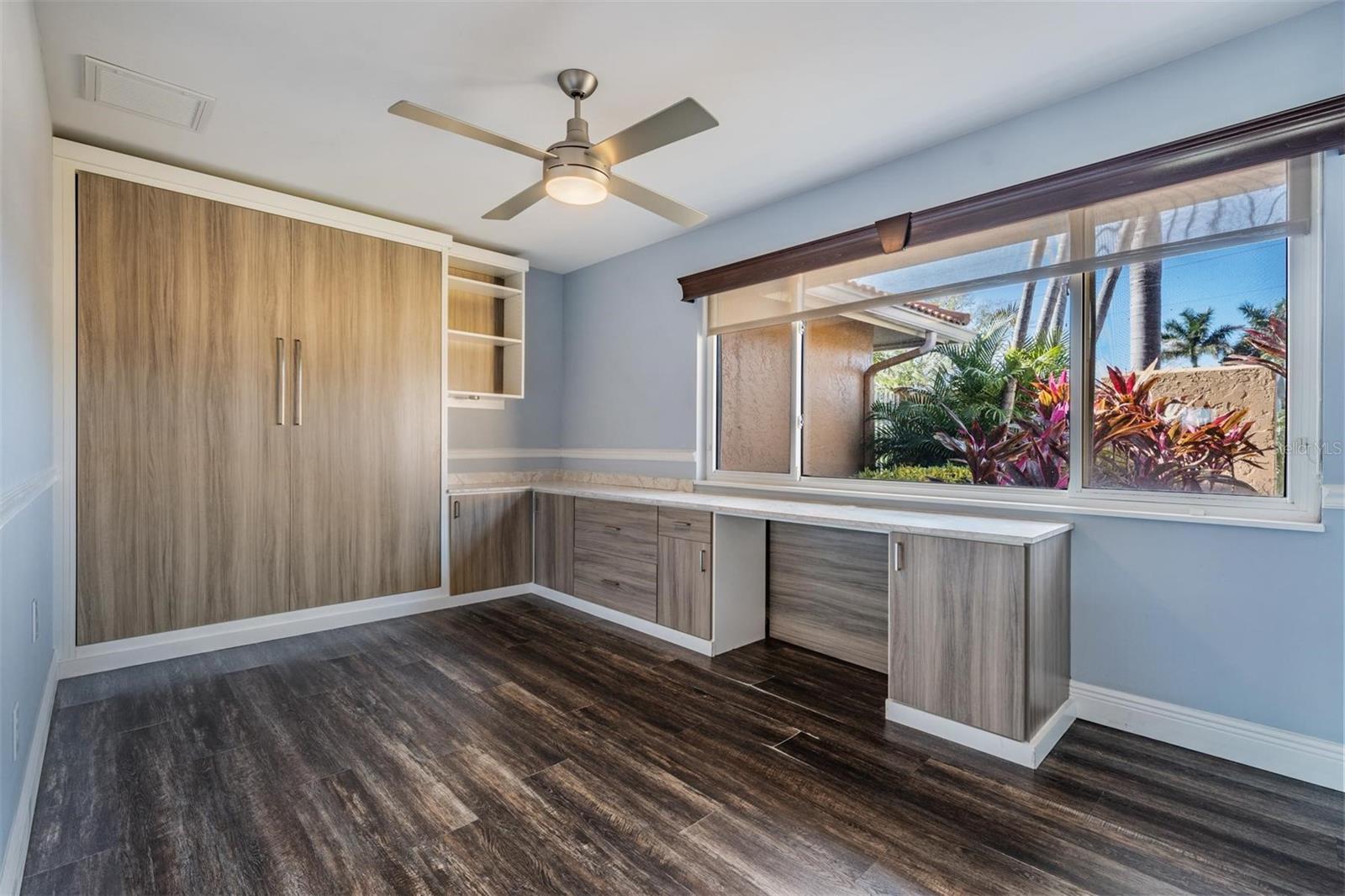 VENETIAN ISLES - Residential