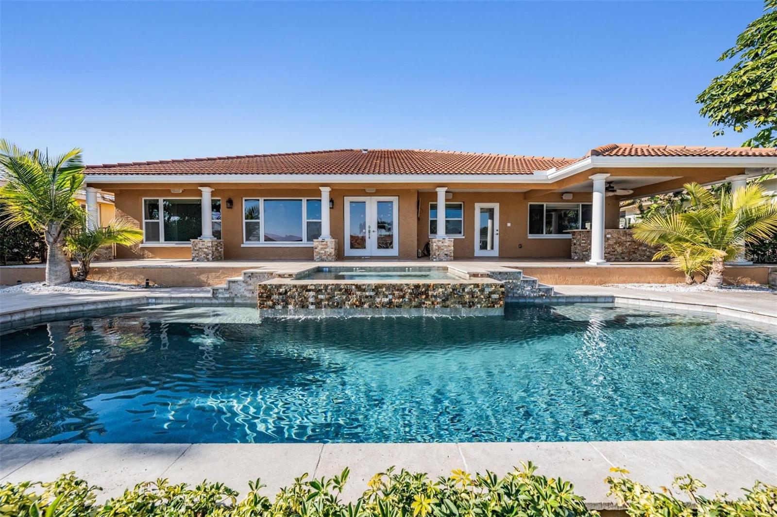 VENETIAN ISLES - Residential