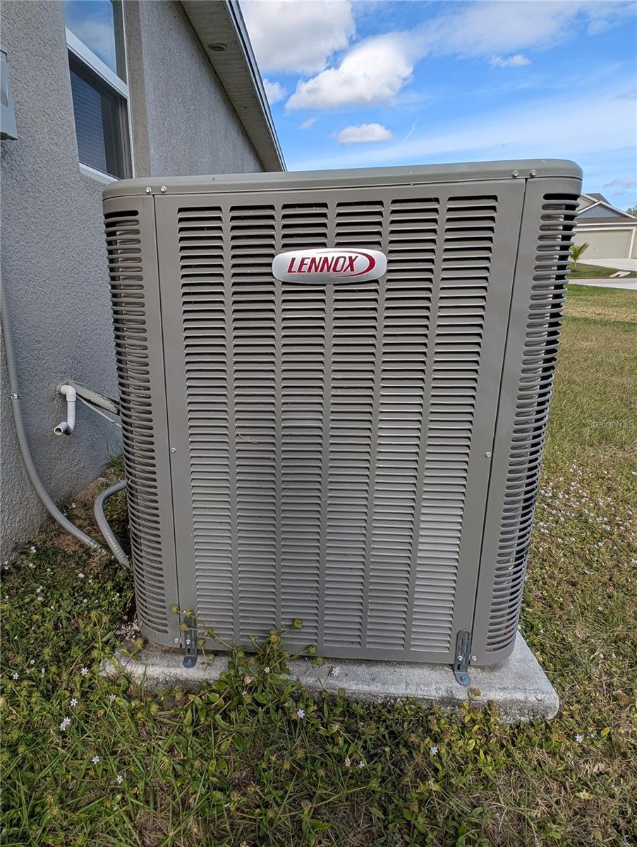 LAKE BYRD VILLAGE - Residential