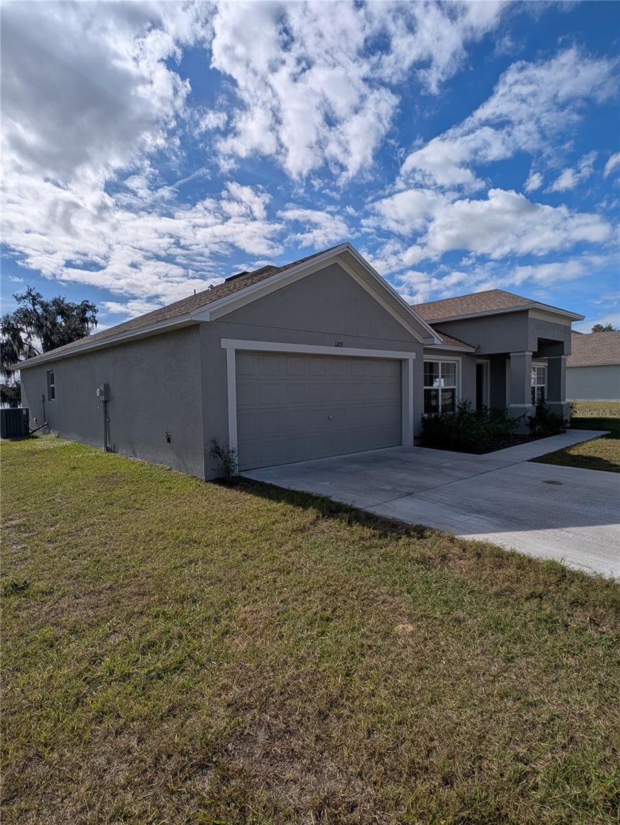 LAKE BYRD VILLAGE - Residential