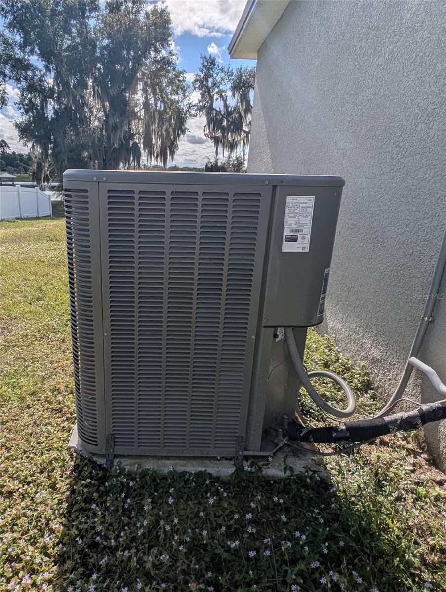 LAKE BYRD VILLAGE - Residential