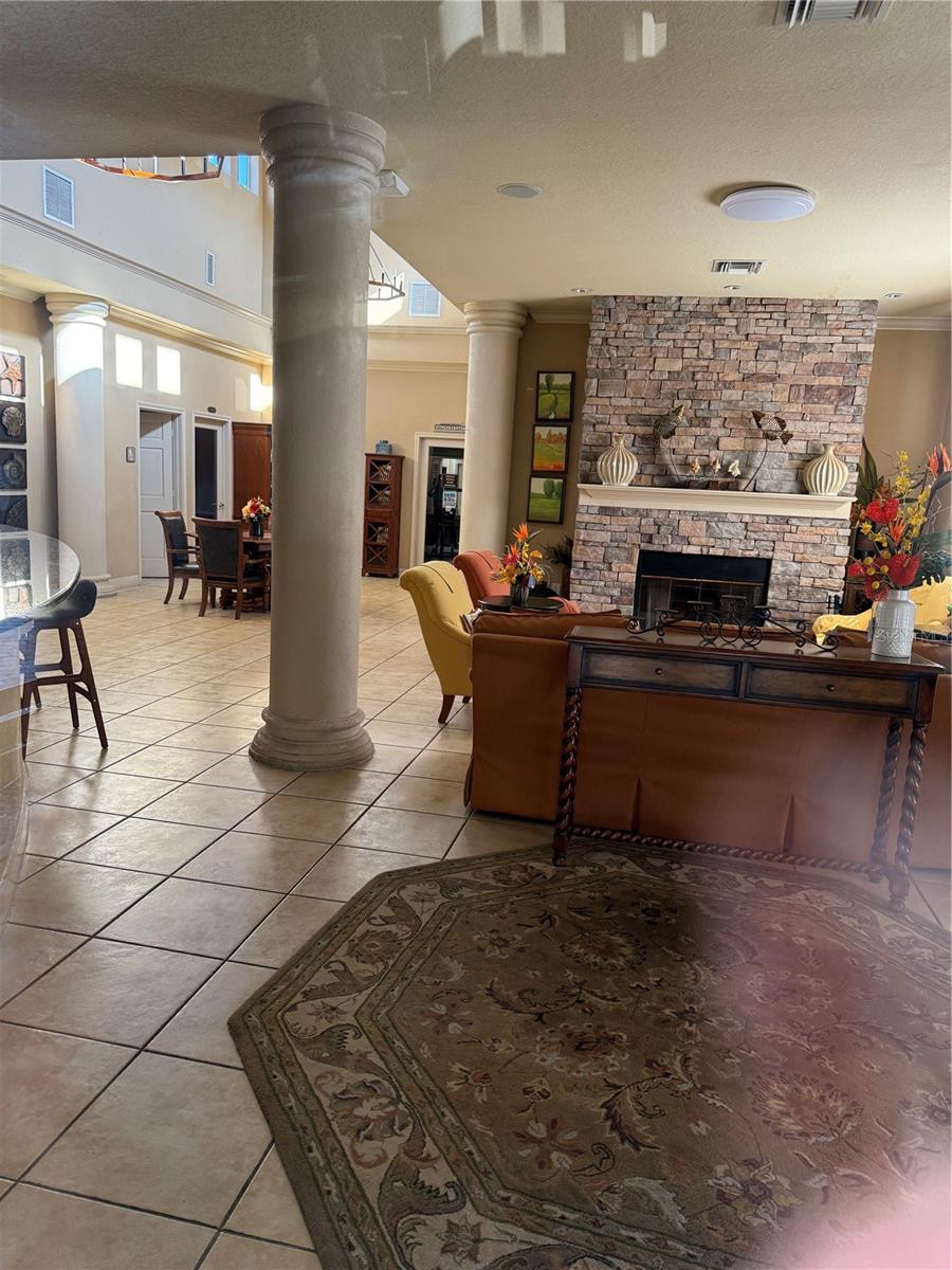 OLD TOWN VILLAGES CONDO PH 3 - Residential