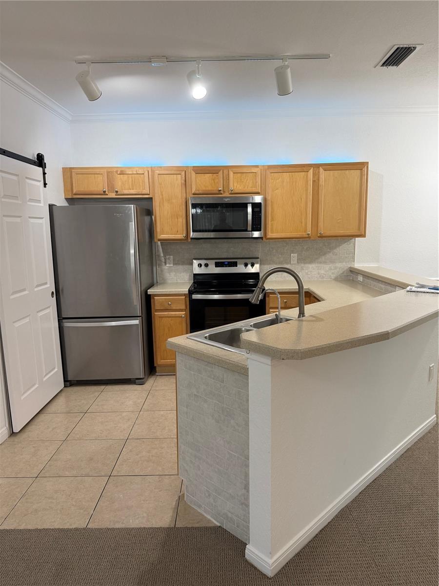 OLD TOWN VILLAGES CONDO PH 3 - Residential