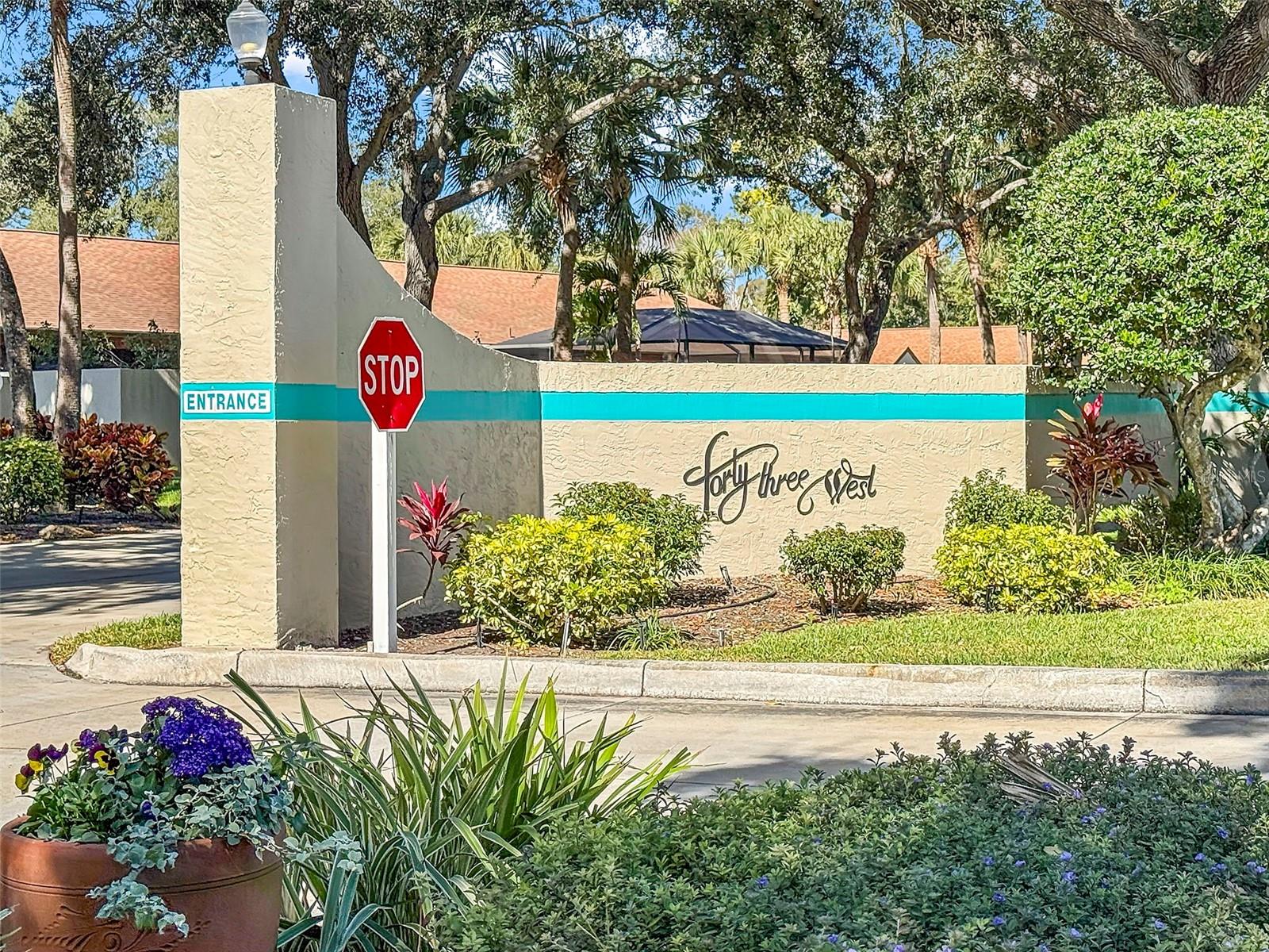 FORTY THREE WEST OAKS - Residential