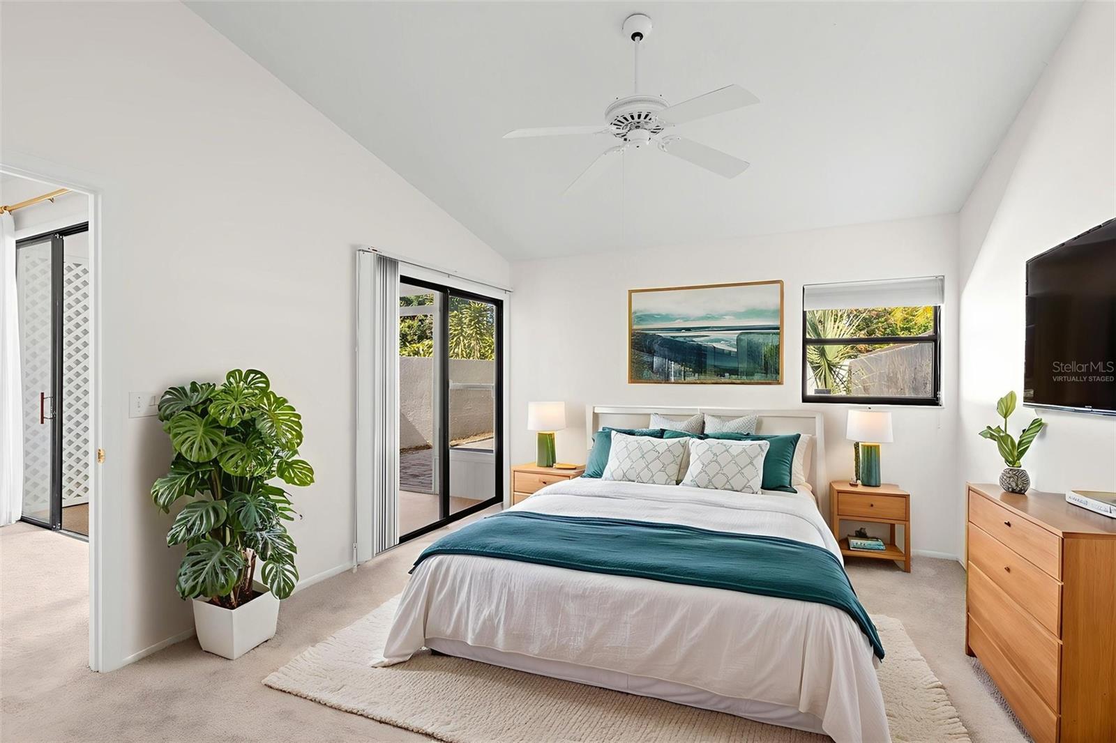 FORTY THREE WEST OAKS - Residential