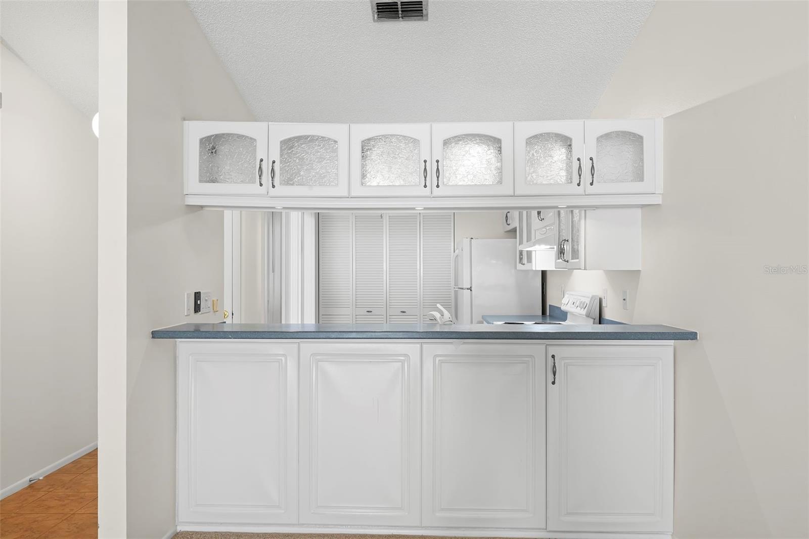 FORTY THREE WEST OAKS - Residential