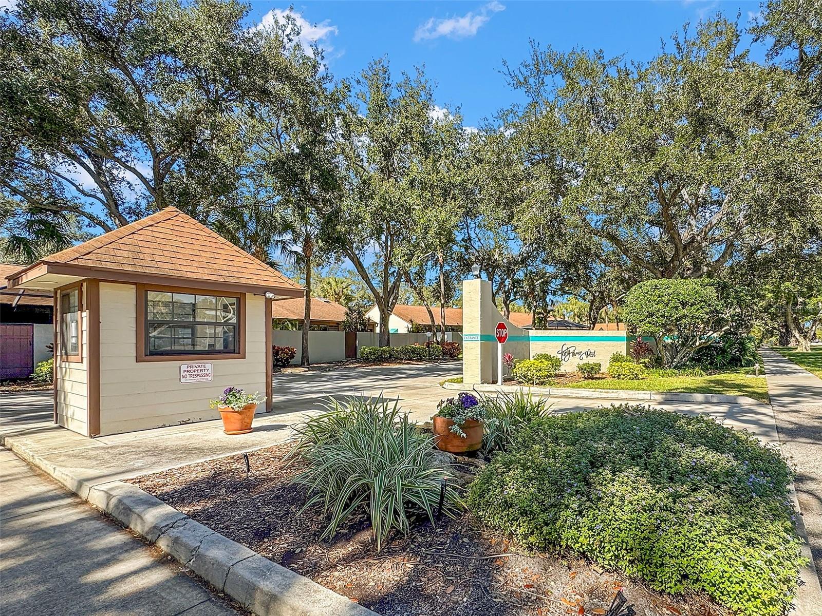 FORTY THREE WEST OAKS - Residential