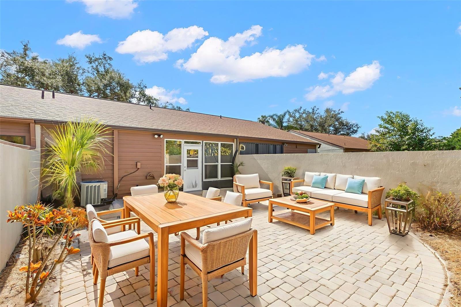 FORTY THREE WEST OAKS - Residential