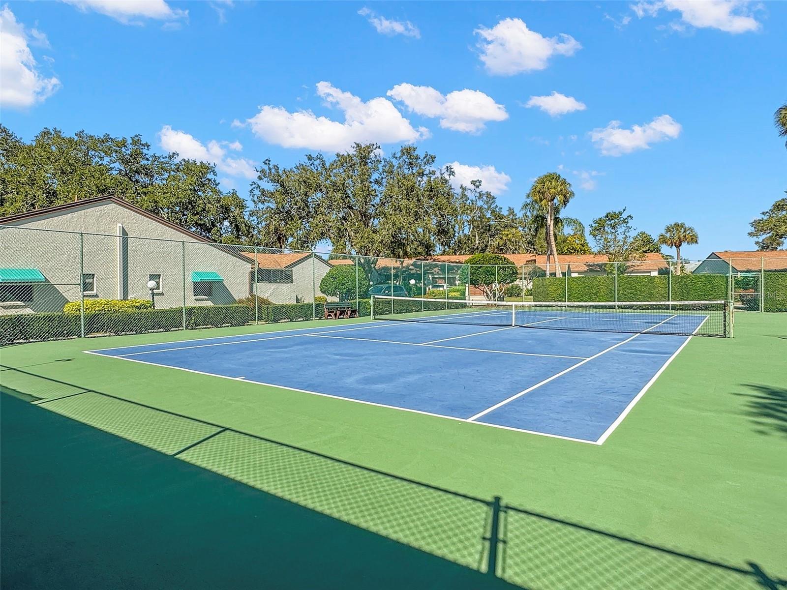 FORTY THREE WEST OAKS - Residential