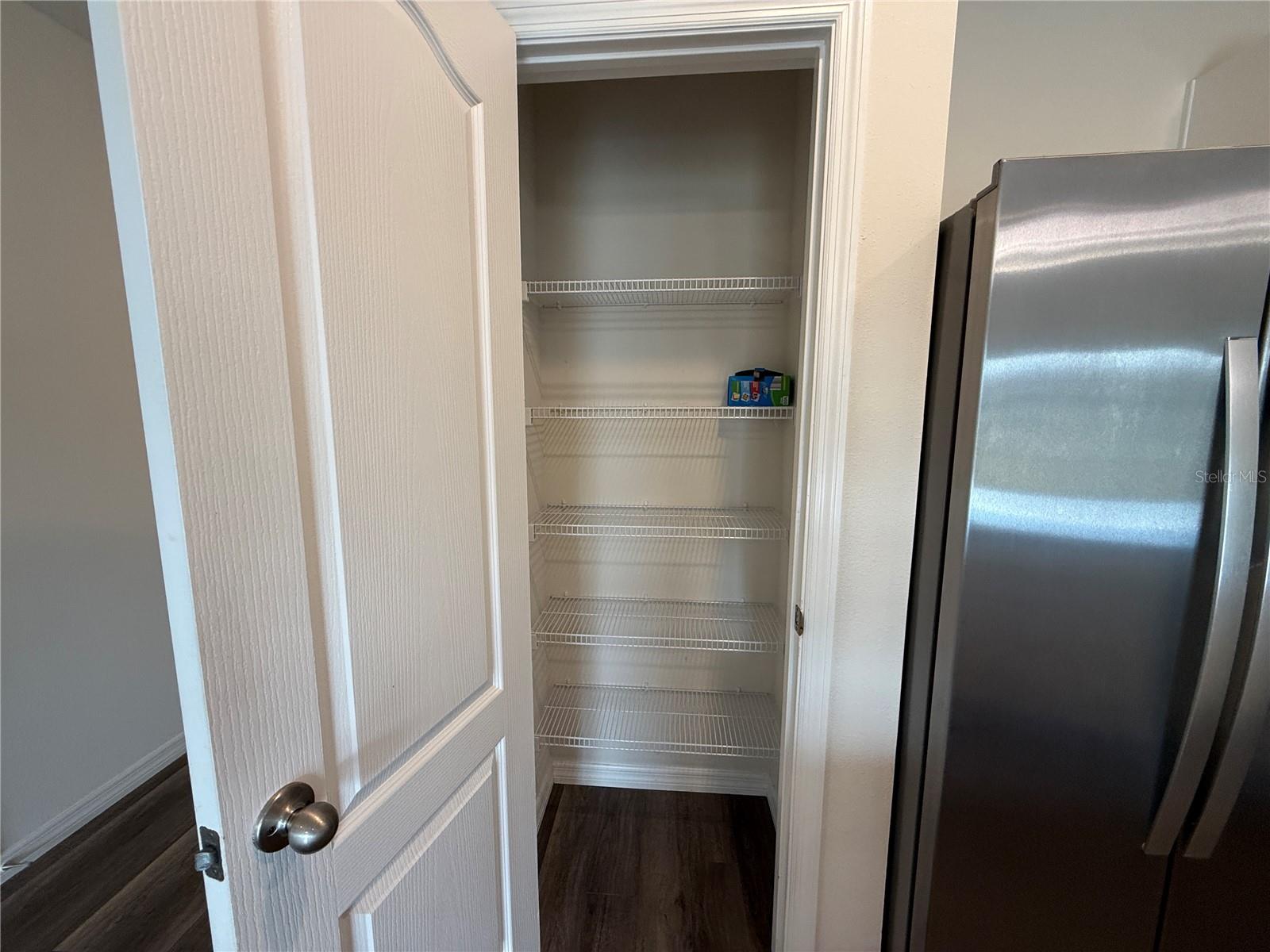 DANBURY/RIDGEWOOD LAKES - Residential Lease