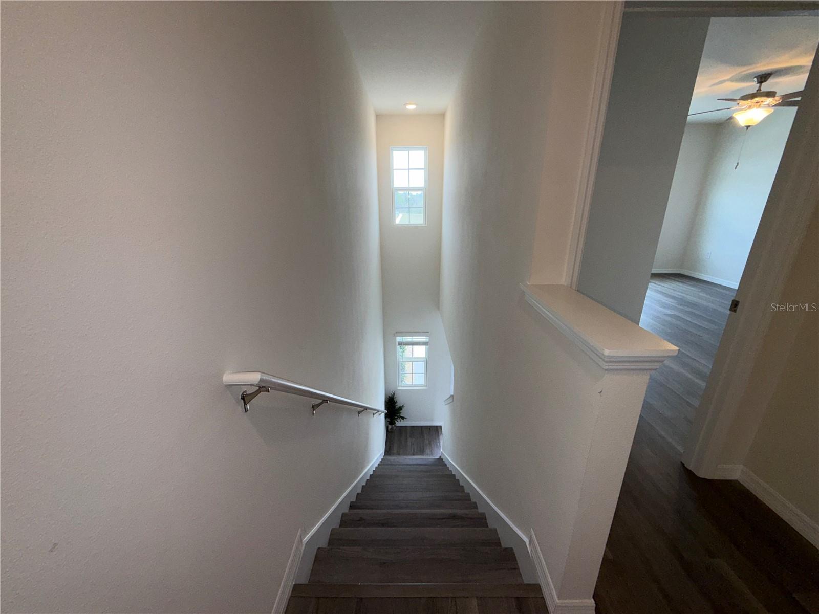 DANBURY/RIDGEWOOD LAKES - Residential Lease