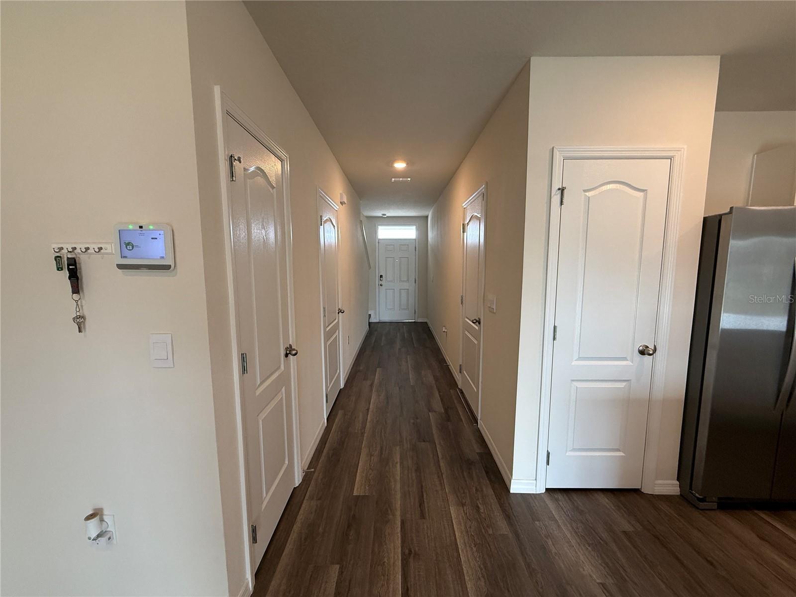 DANBURY/RIDGEWOOD LAKES - Residential Lease