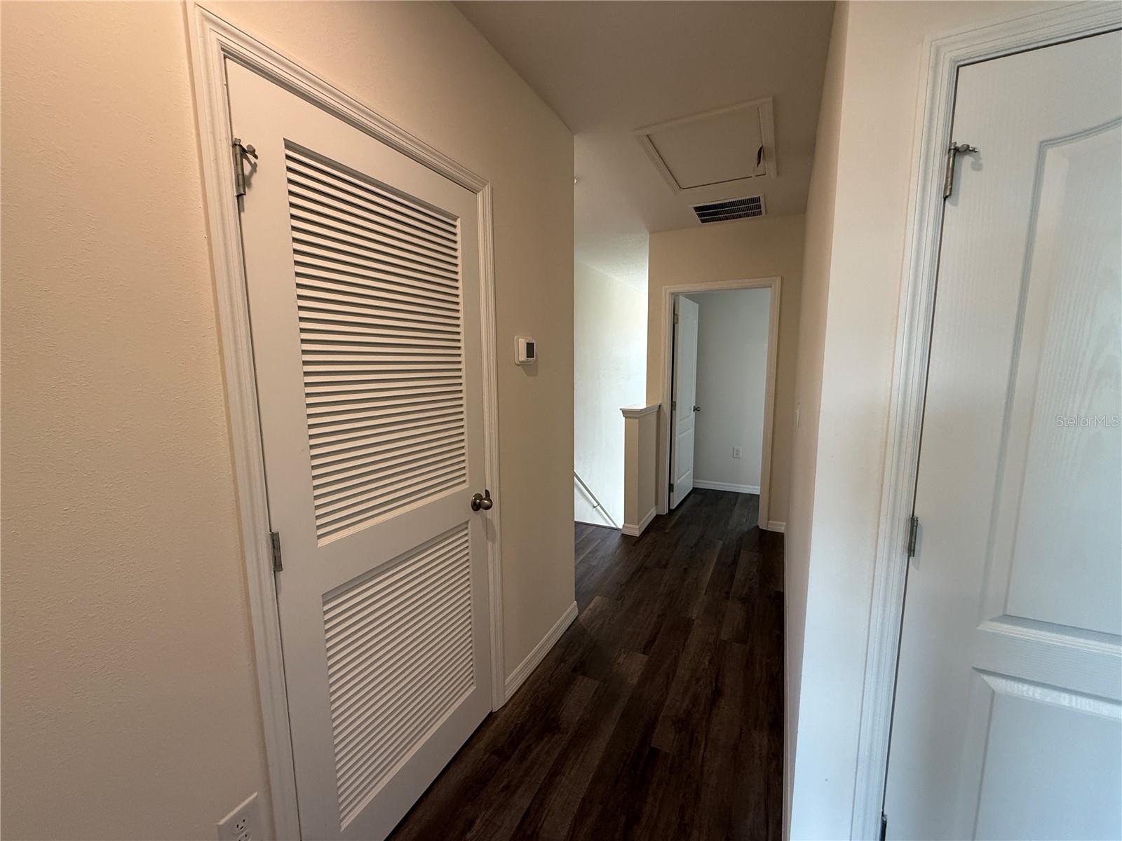 DANBURY/RIDGEWOOD LAKES - Residential Lease