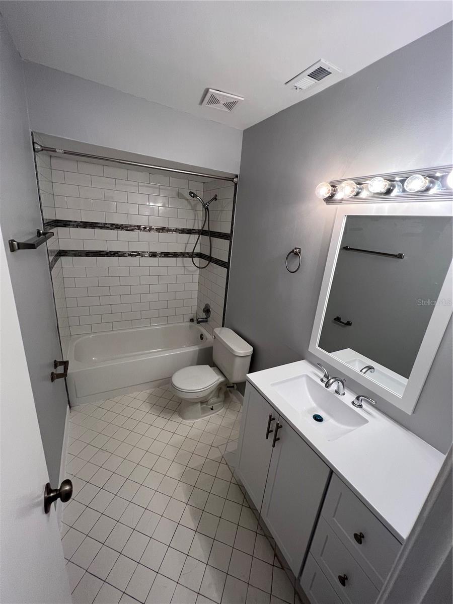 ALHAMBRA COURTS CONDO - Residential Lease