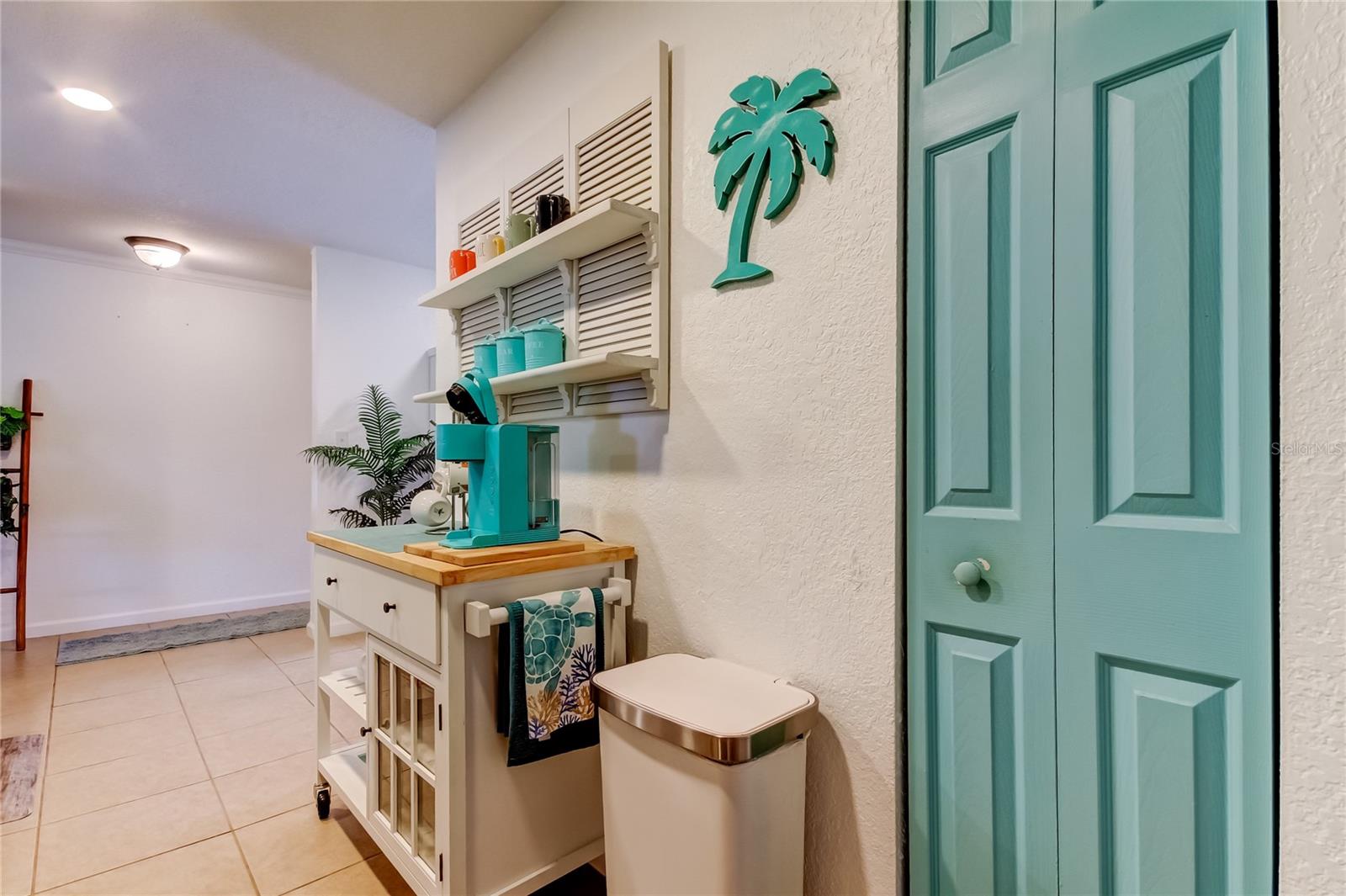 BELLA VISTA ON LAKE - Residential Lease