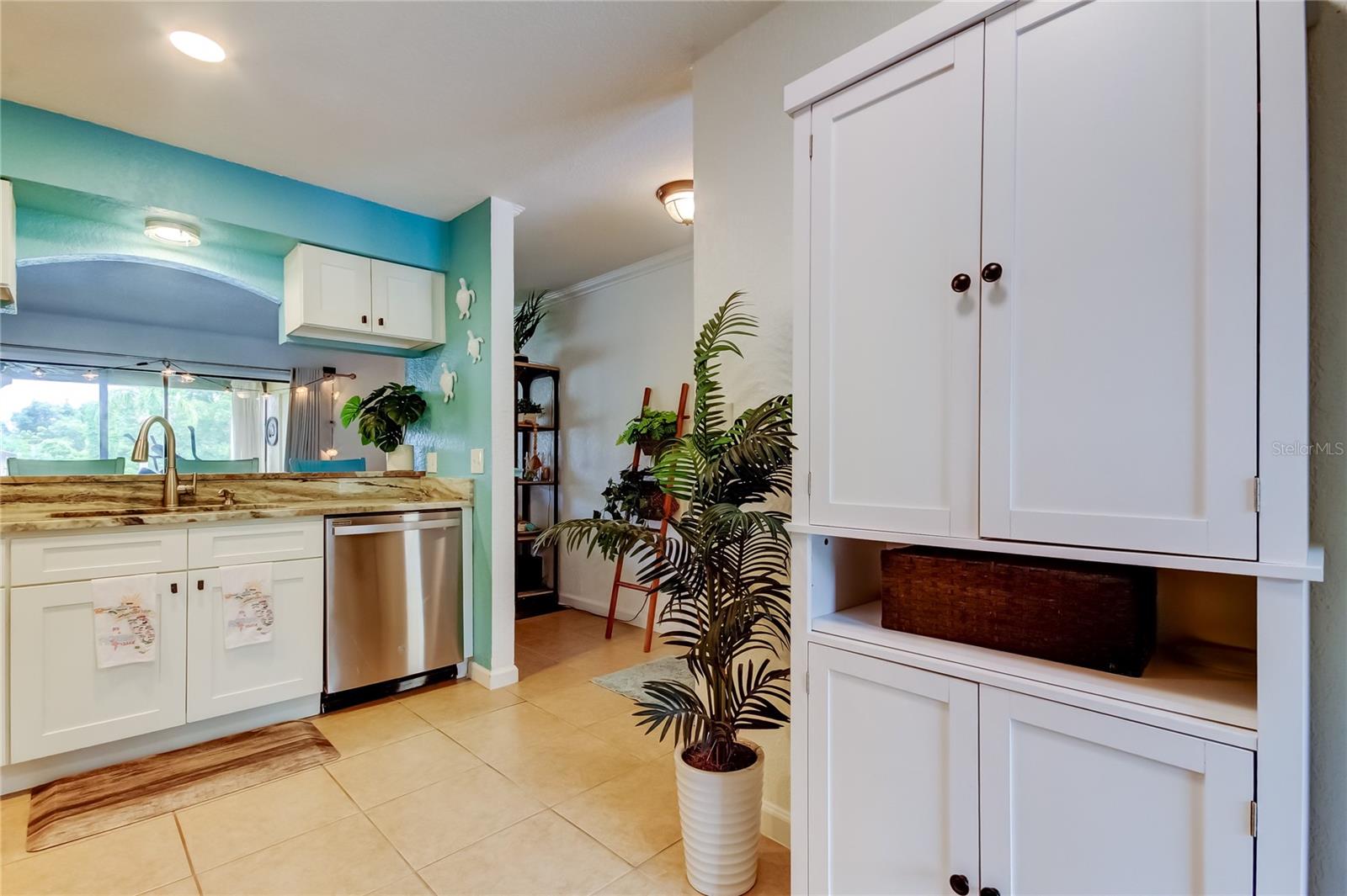 BELLA VISTA ON LAKE - Residential Lease