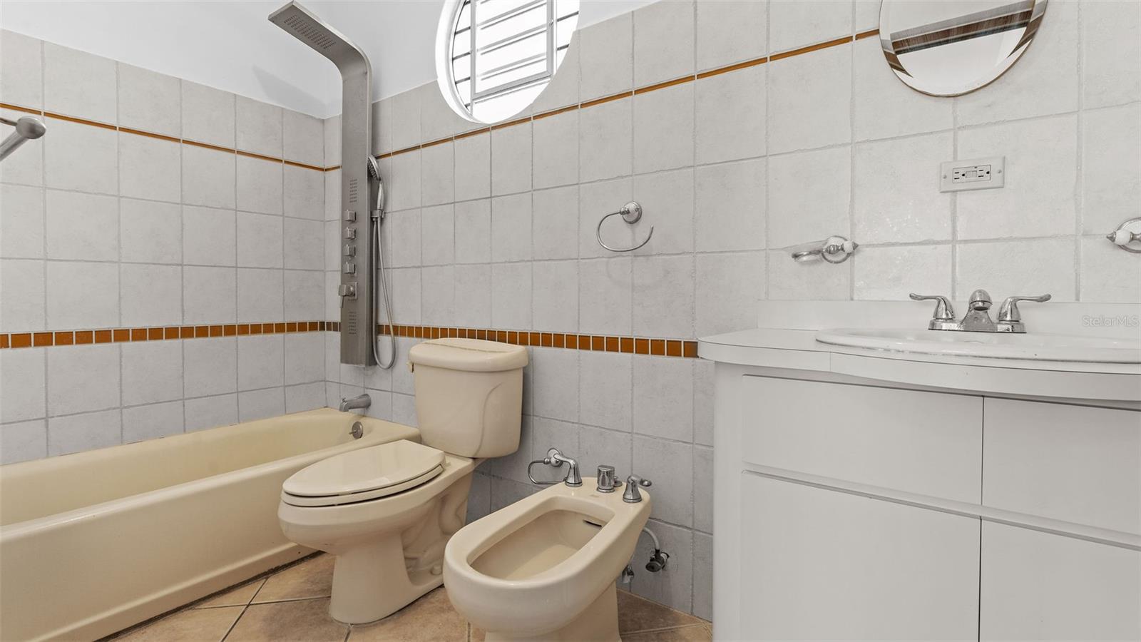 QUINTAS DEL DEPORTIVO, CLUB DEPORTIVO DEL OSTE - Residential