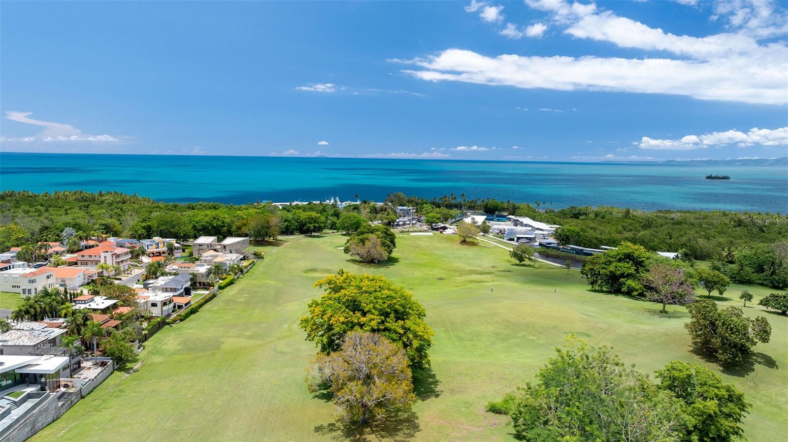 QUINTAS DEL DEPORTIVO, CLUB DEPORTIVO DEL OSTE - Residential