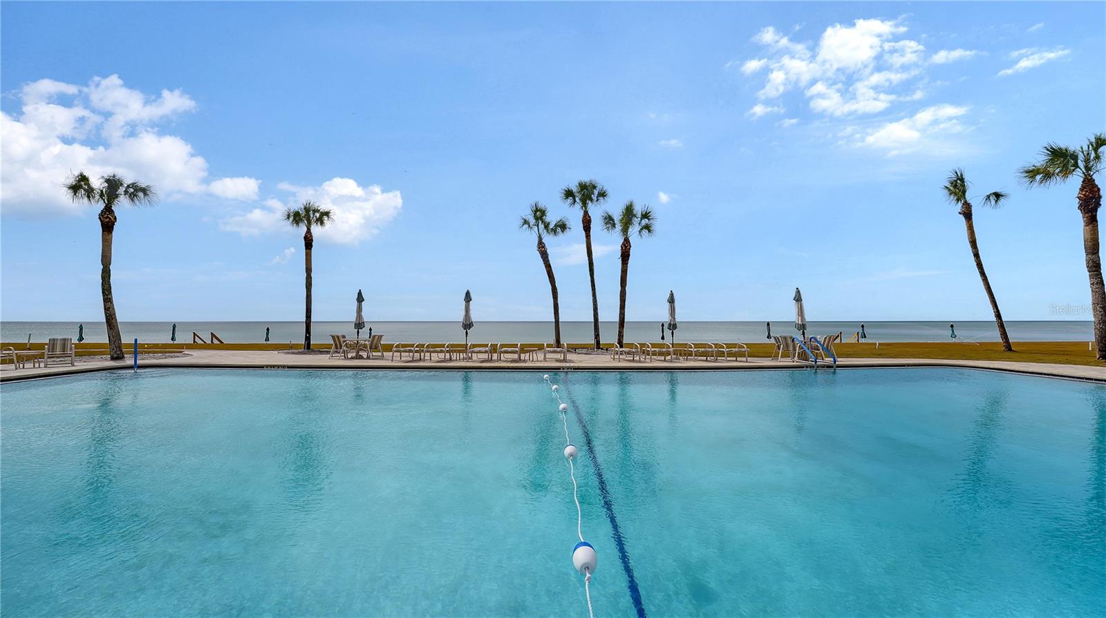 PRIVATEER SOUTH - Residential