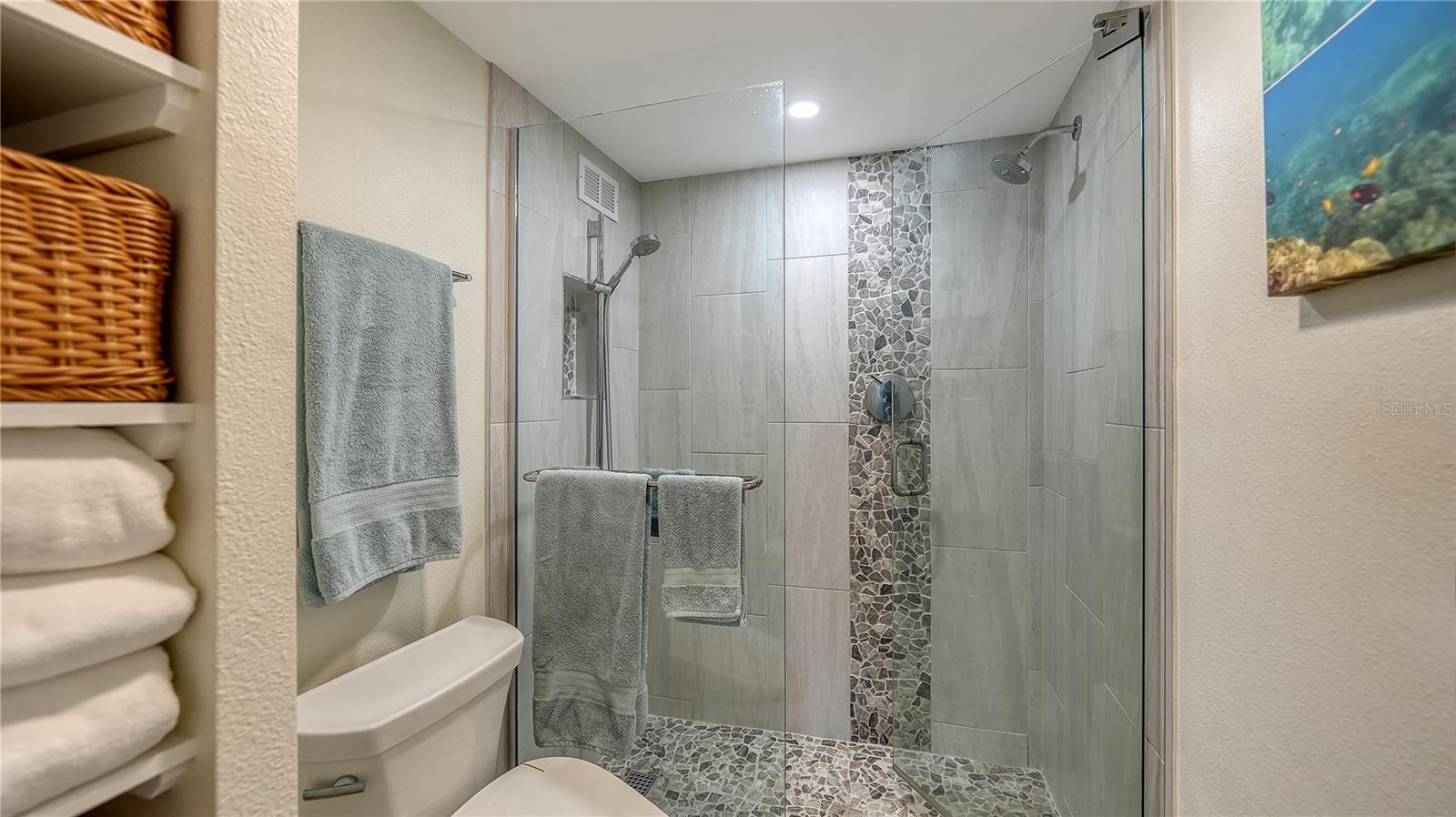 PRIVATEER SOUTH - Residential