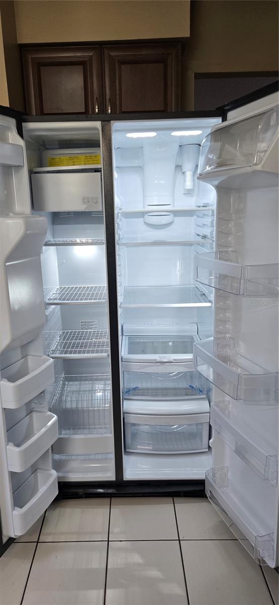 ACREAGE & UNREC - Residential Lease