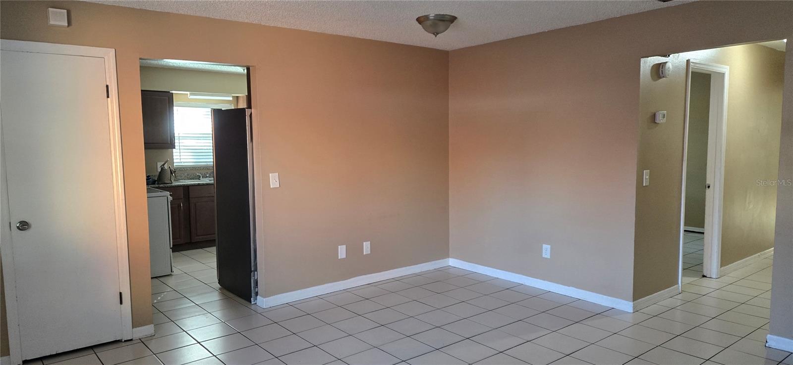 ACREAGE & UNREC - Residential Lease