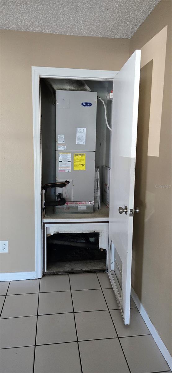 ACREAGE & UNREC - Residential Lease