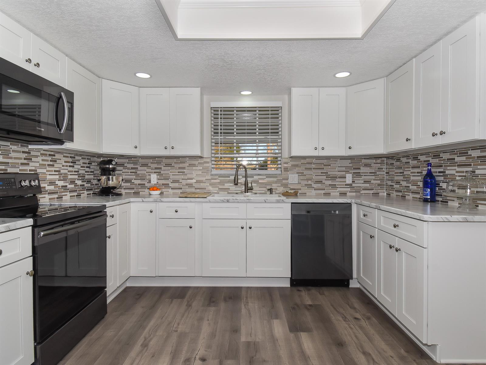 Florida Shores 01 - Residential