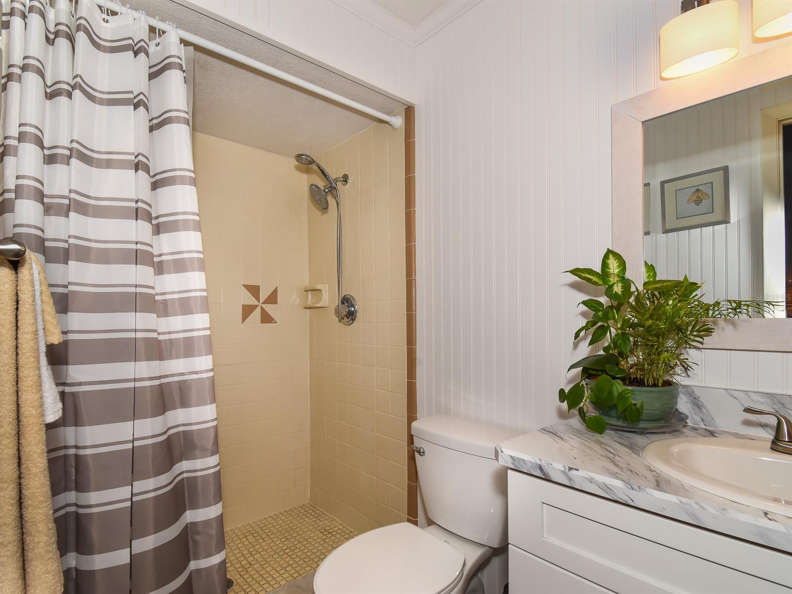 Florida Shores 01 - Residential