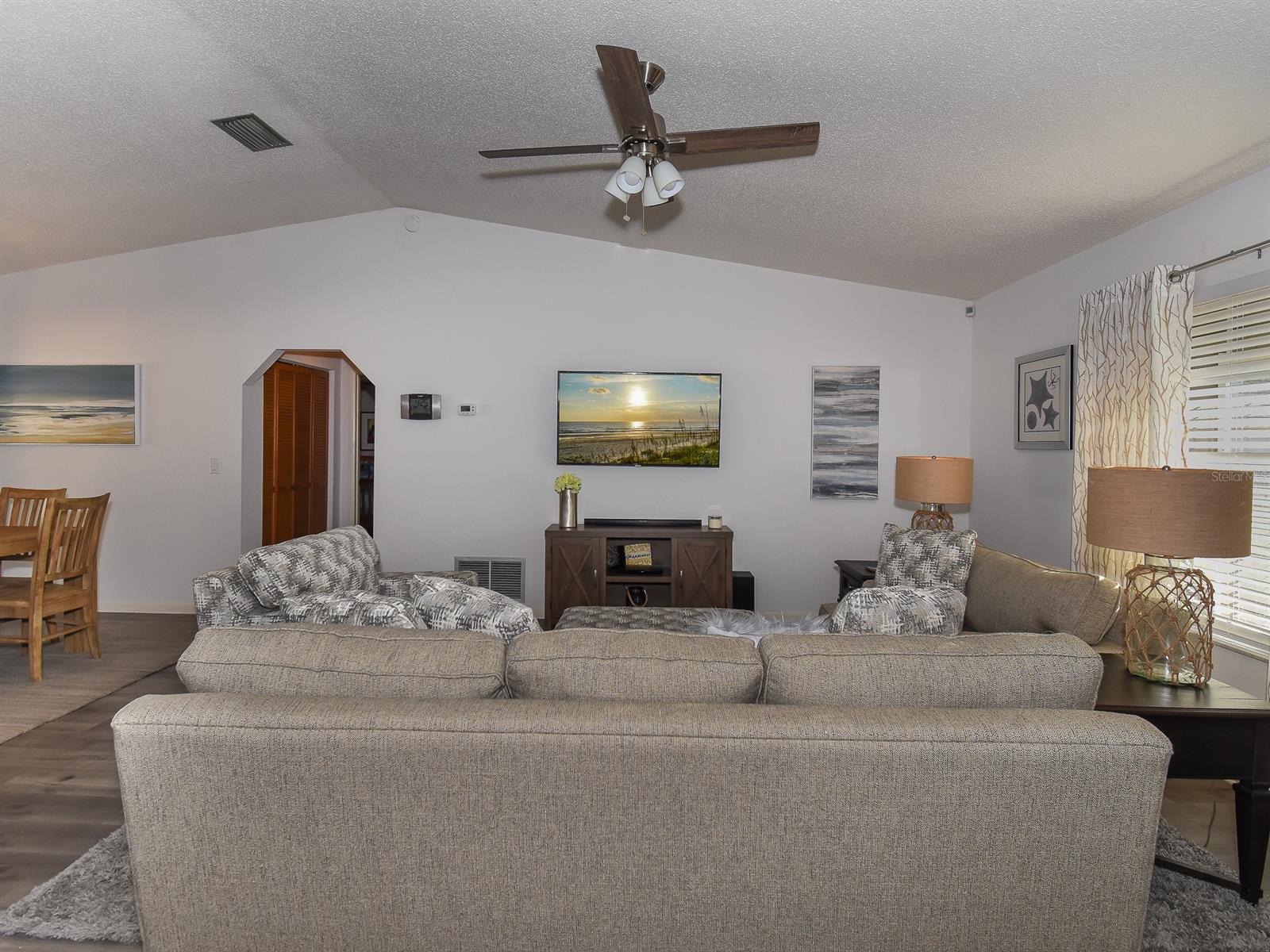 Florida Shores 01 - Residential