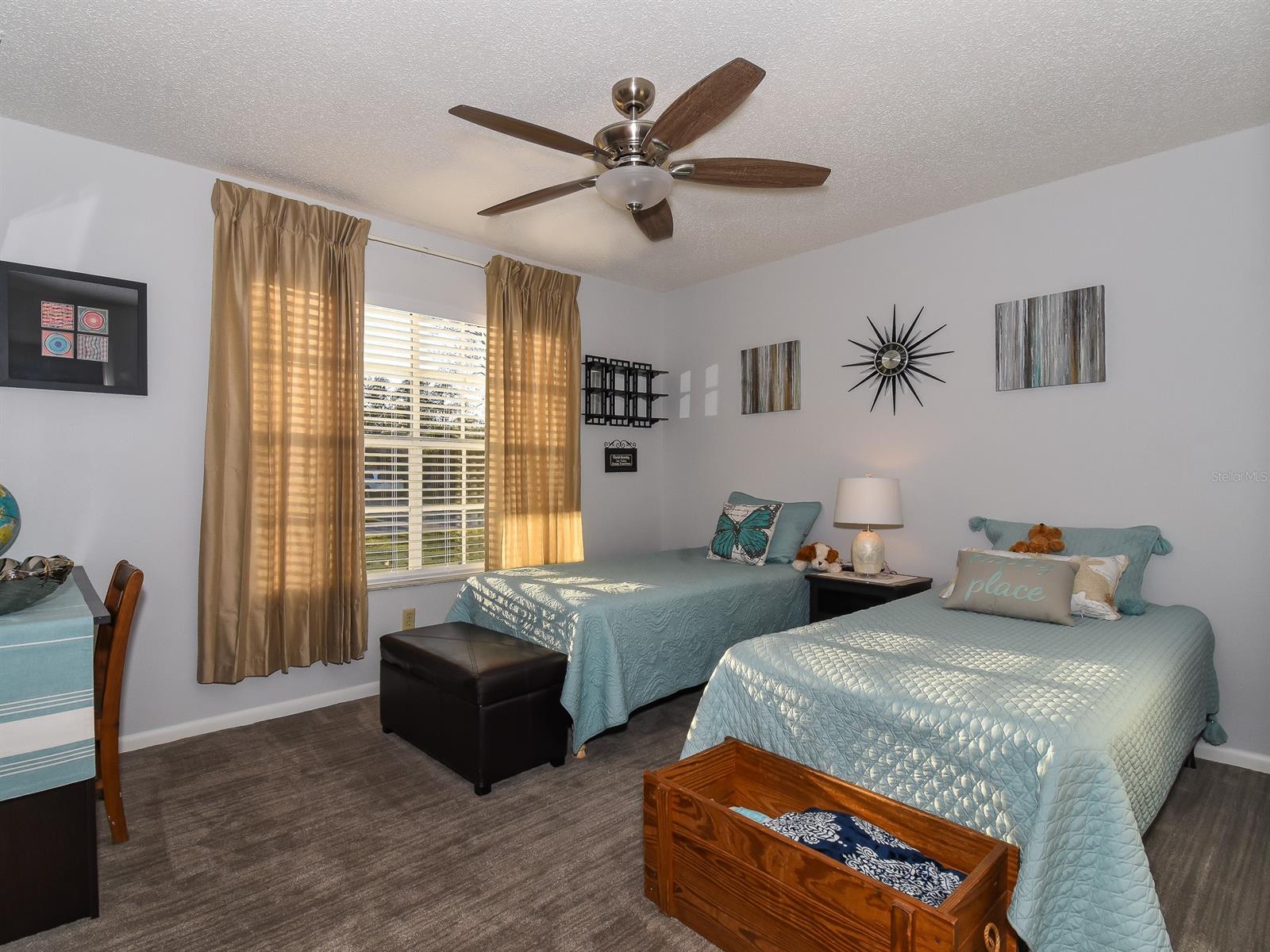 Florida Shores 01 - Residential