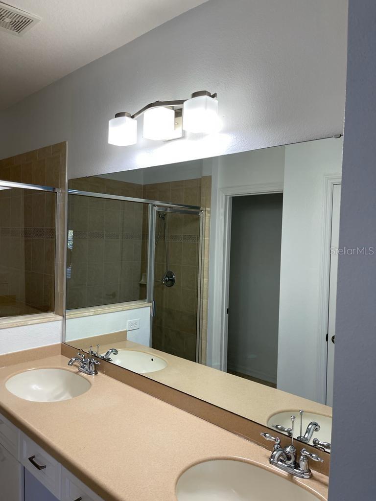 VILLA CAPRI/METROWEST - Residential