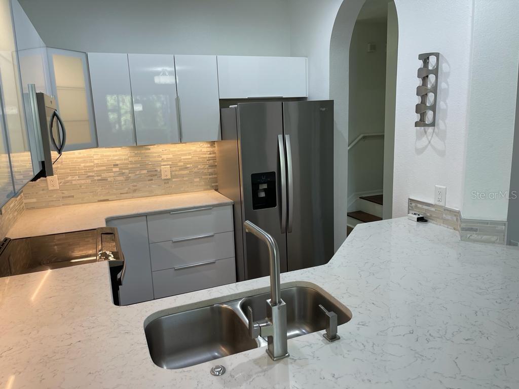 VILLA CAPRI/METROWEST - Residential