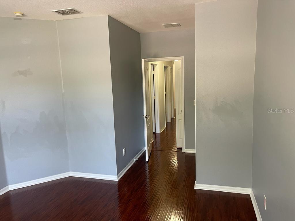 VILLA CAPRI/METROWEST - Residential