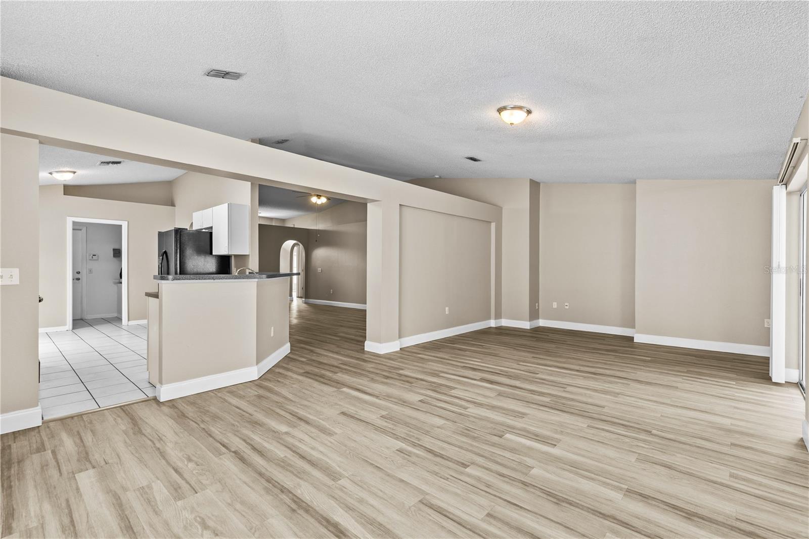 CHASE GROVES UNIT 10 - Residential