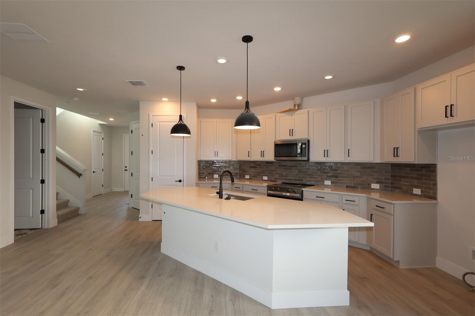 CHAPEL CROSSINGS - Residential