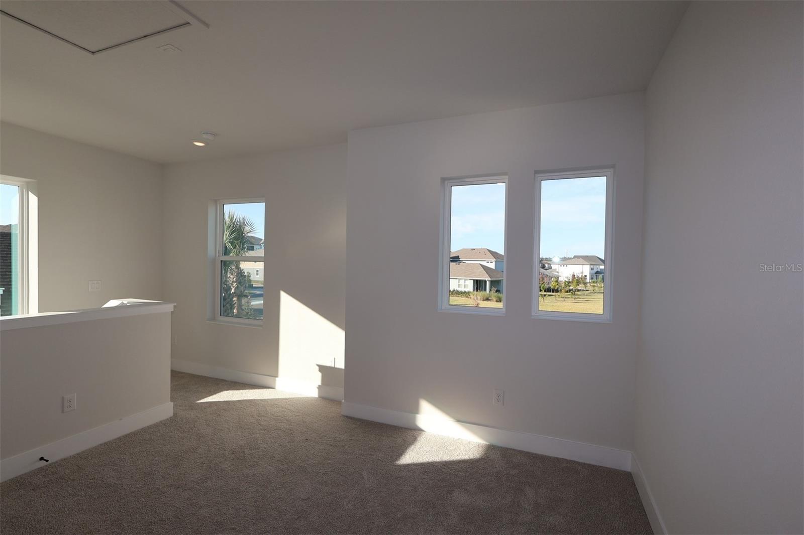 CHAPEL CROSSINGS - Residential