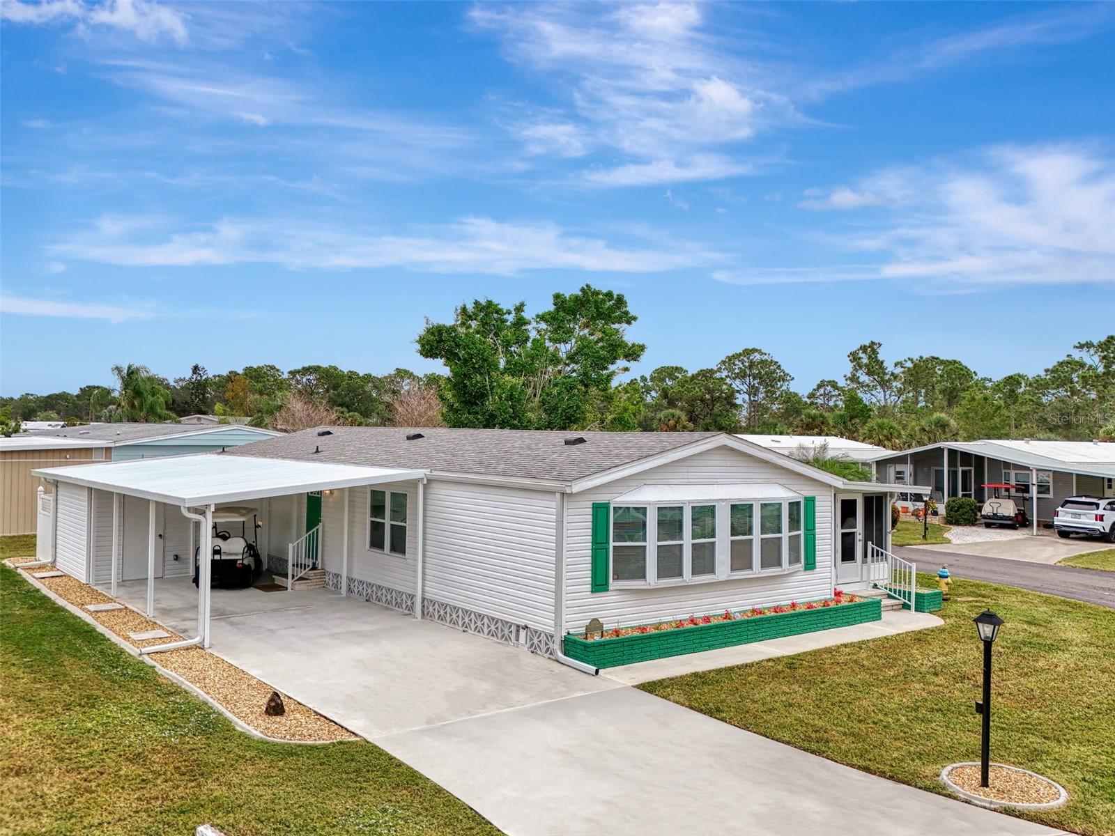 LA CASA MHP CO-OP - Residential