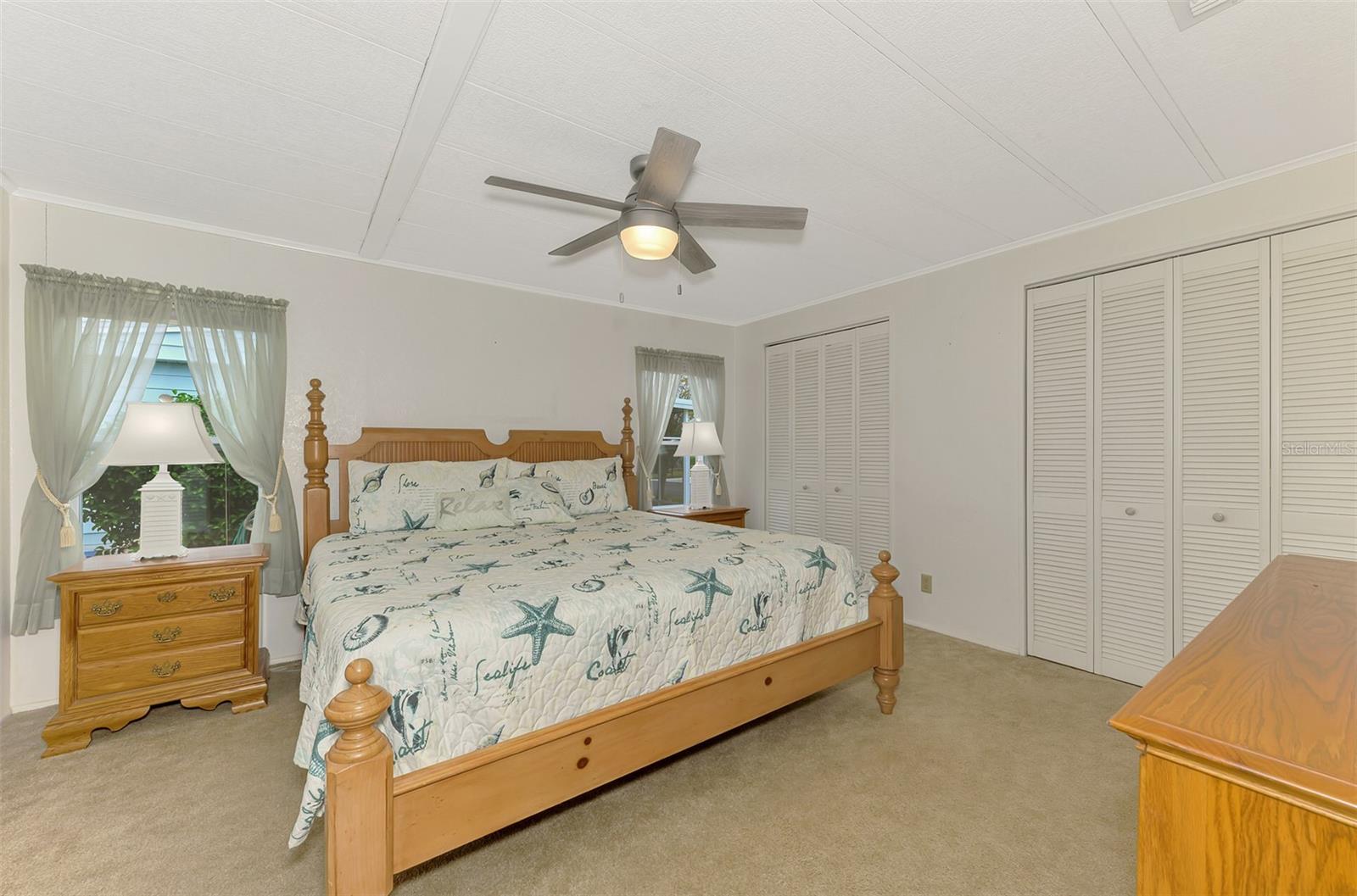 LA CASA MHP CO-OP - Residential