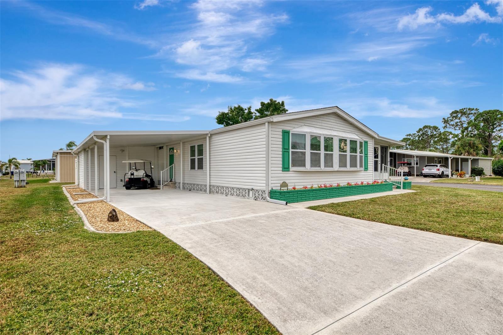 LA CASA MHP CO-OP - Residential