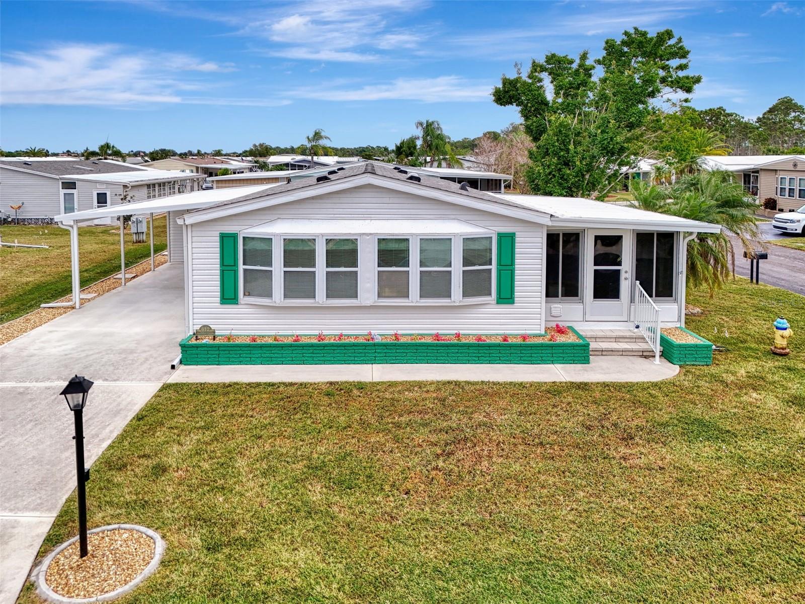 LA CASA MHP CO-OP - Residential