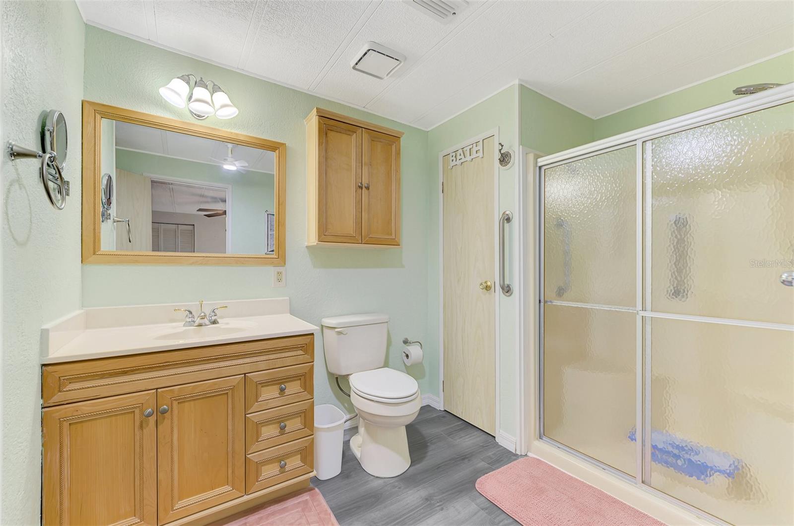 LA CASA MHP CO-OP - Residential